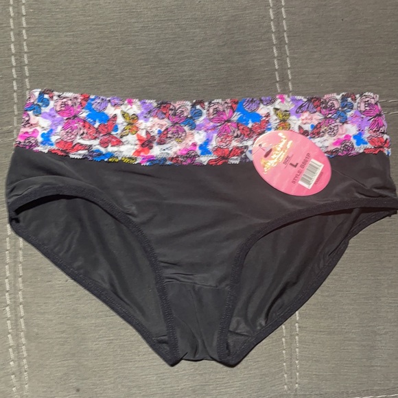 🦋🦋Butterfly Panty Set🦋🦋 - Picture 4 of 5